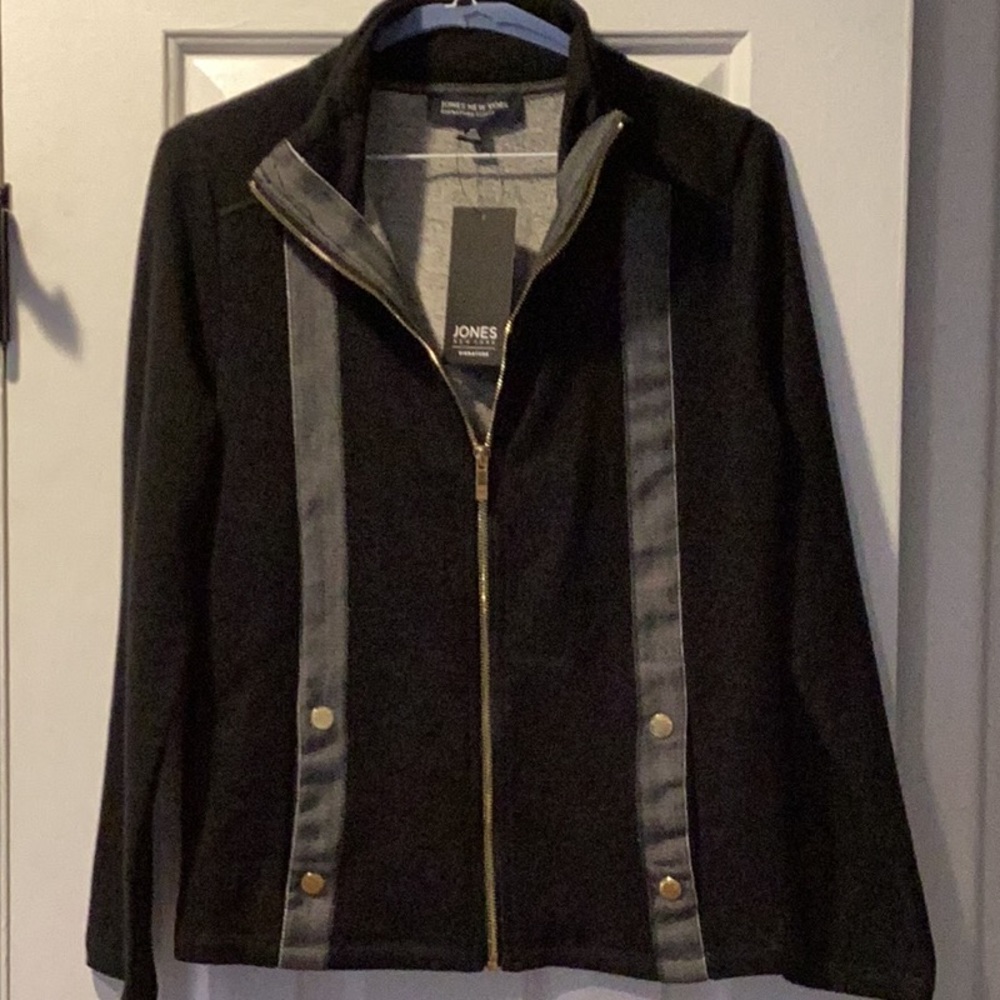 Jones New York Black and Gray Bomber Jacket with Sporty Design
